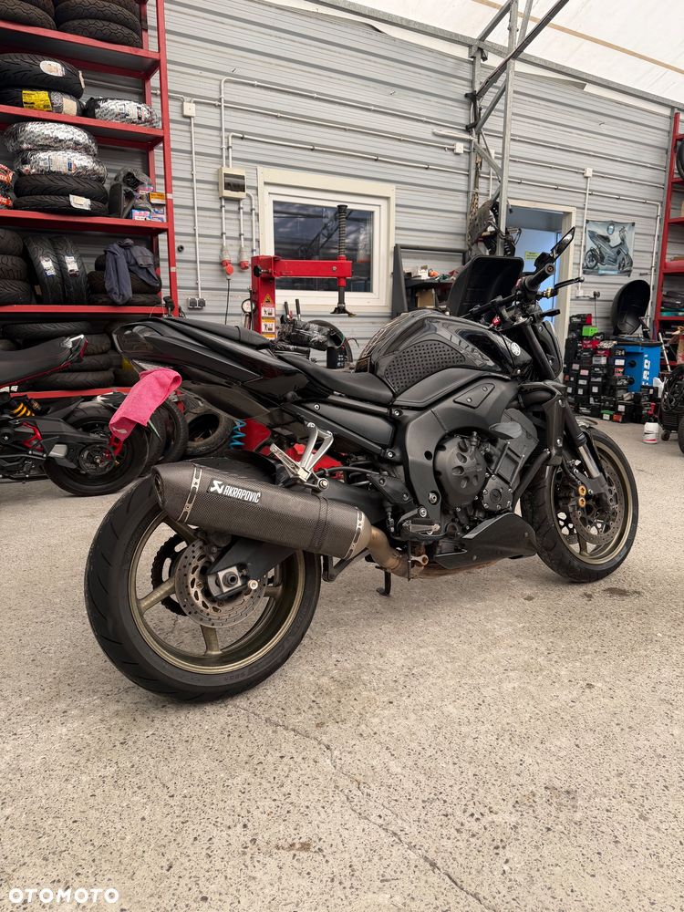 Yamaha FZ - 7