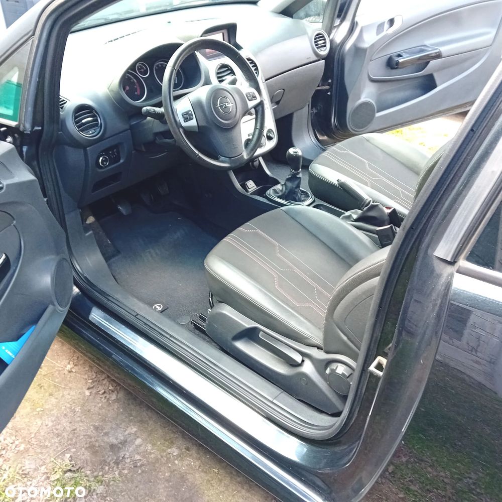 Opel Corsa - 4