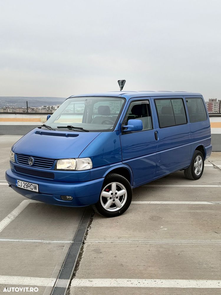 Volkswagen Multivan - 2
