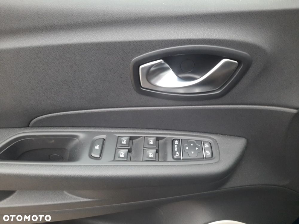 Renault Captur 1.2 Energy TCe Zen - 13