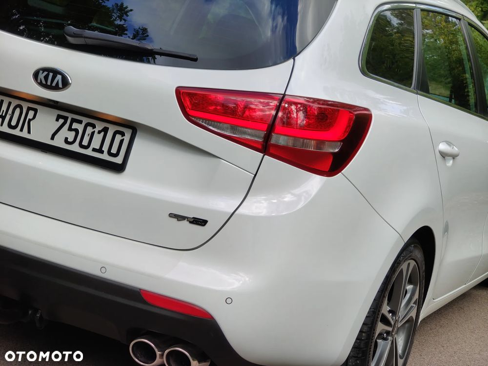 Kia Ceed - 25