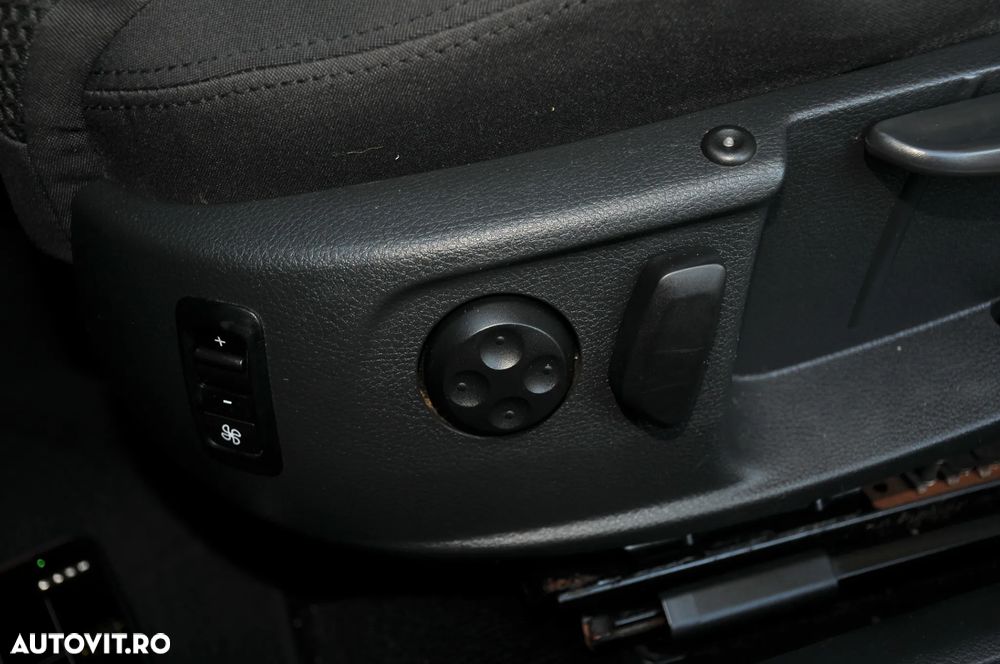 Volkswagen Passat CC 2.0 TDI DSG - 16