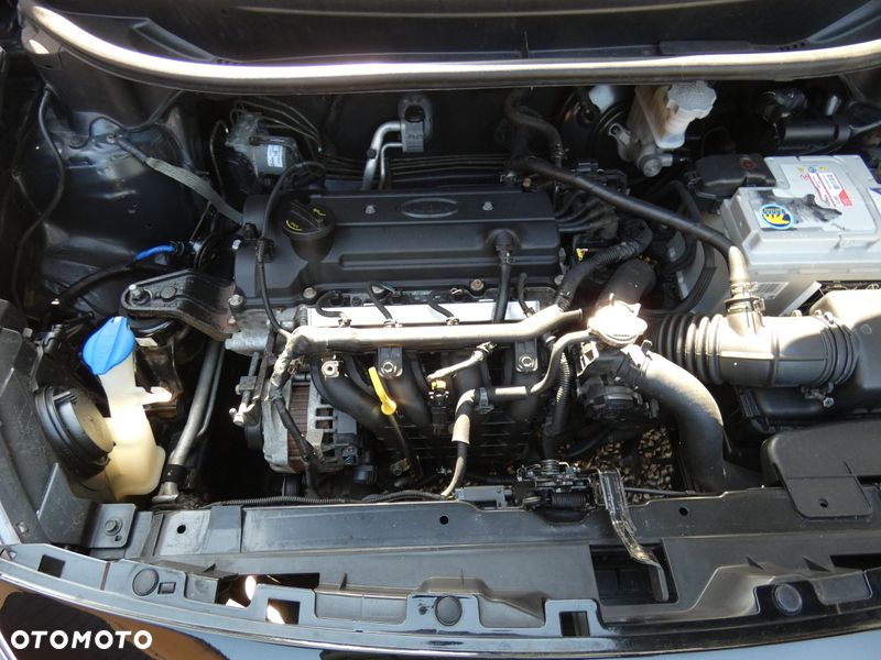 Kia Rio 1.2 Dream Team Edition - 23