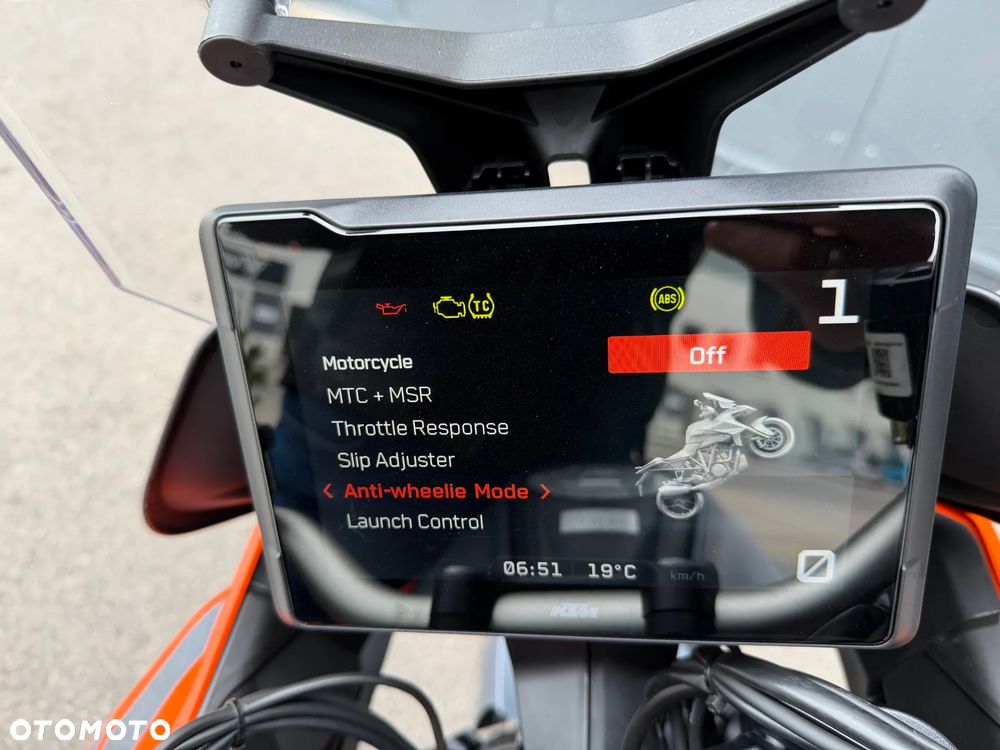 KTM Super Duke - 11