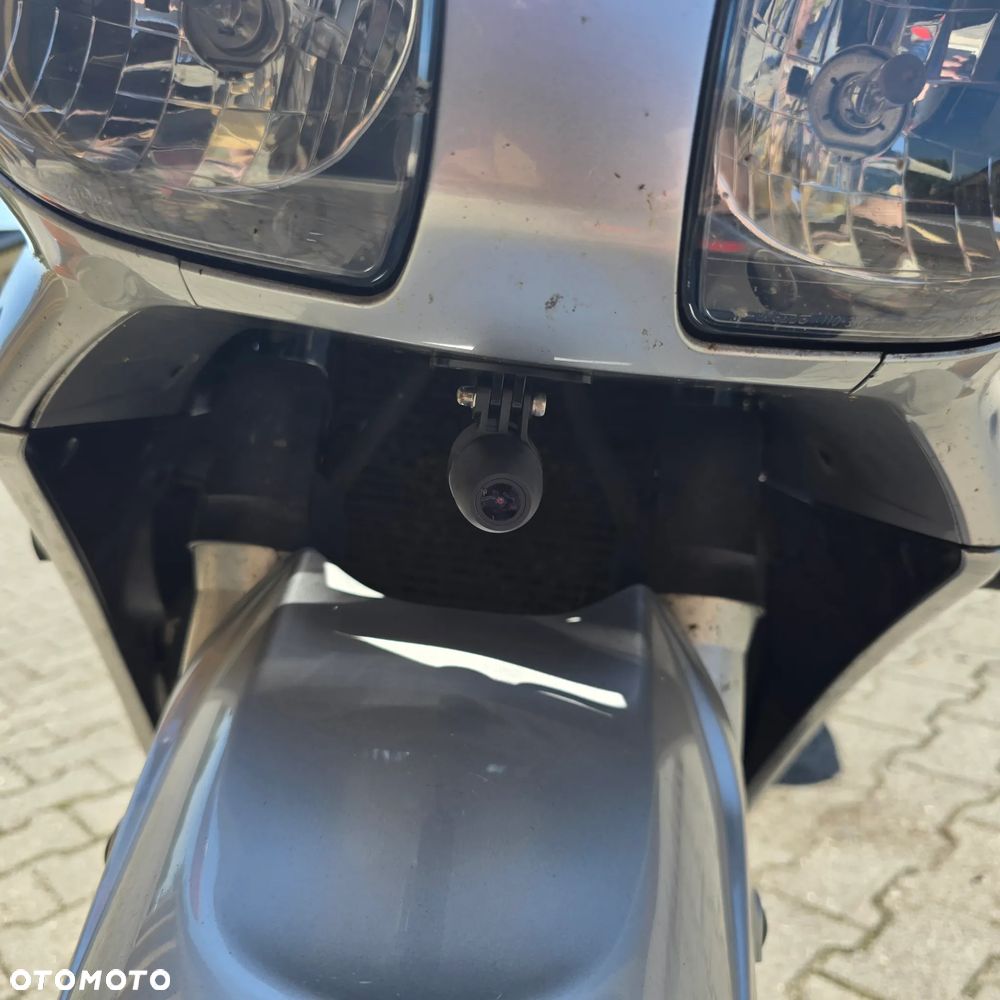 Yamaha FJR - 5