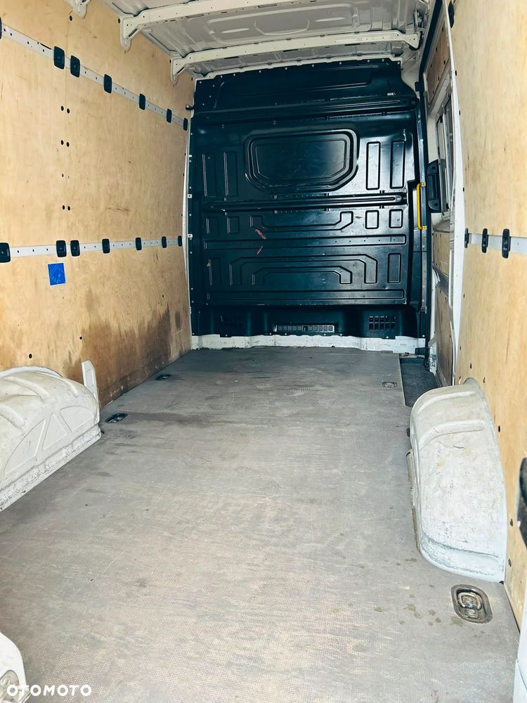 Volkswagen crafter - 8