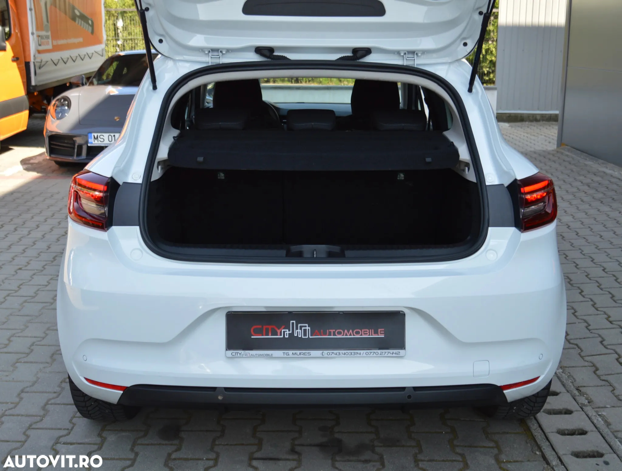 Renault Clio E-TECH Full Hybrid 145 E-TECH engineered - 32