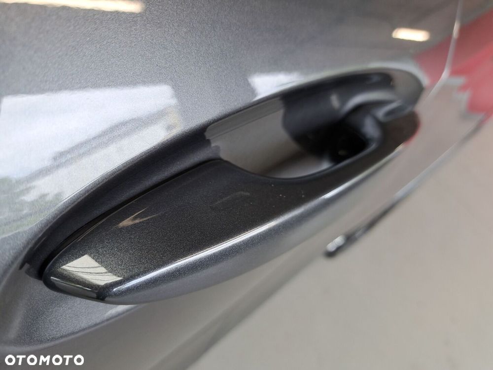 Lexus UX 250h GPF F Sport AWD - 38