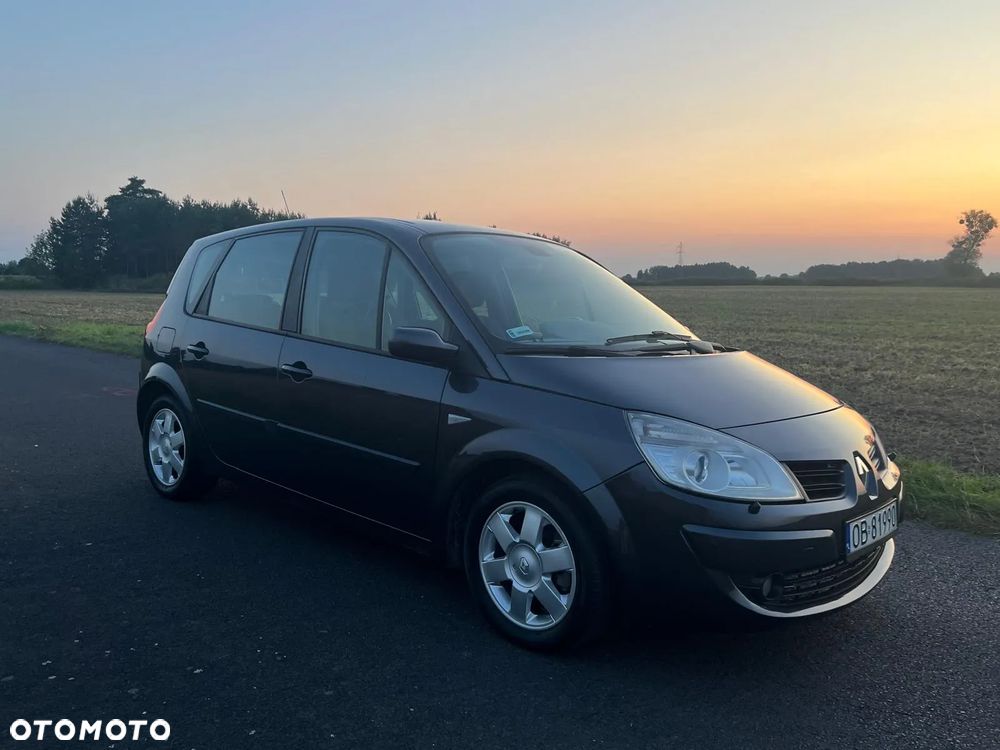 Renault Scenic - 8