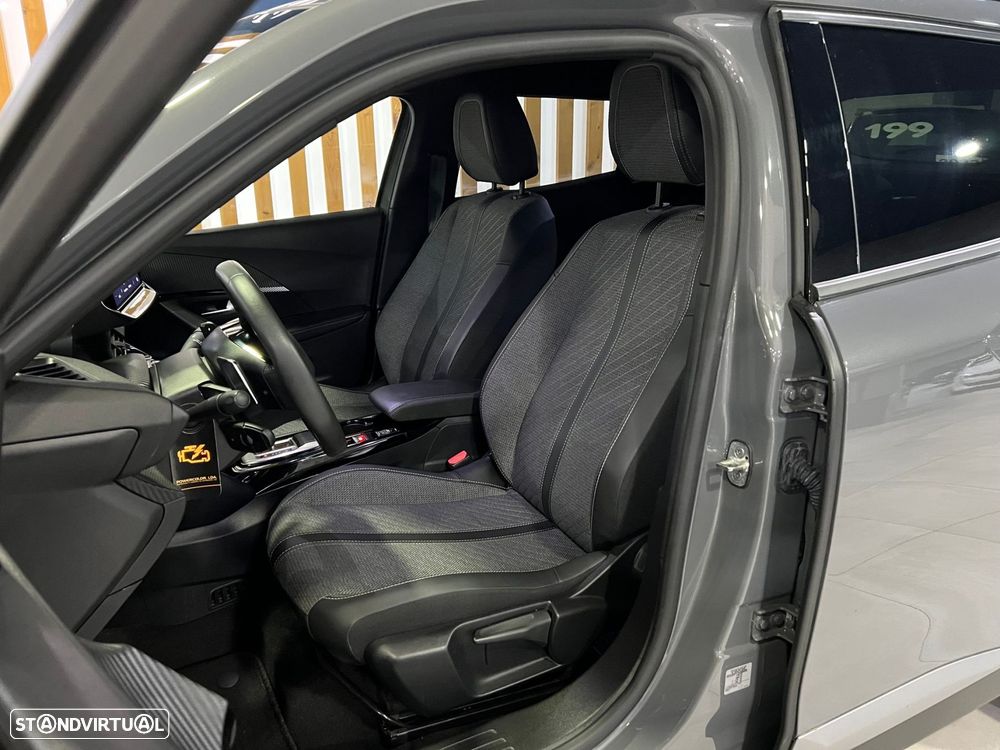 Peugeot 2008 1.2 Hybrid Allure e-DCS6 - 12