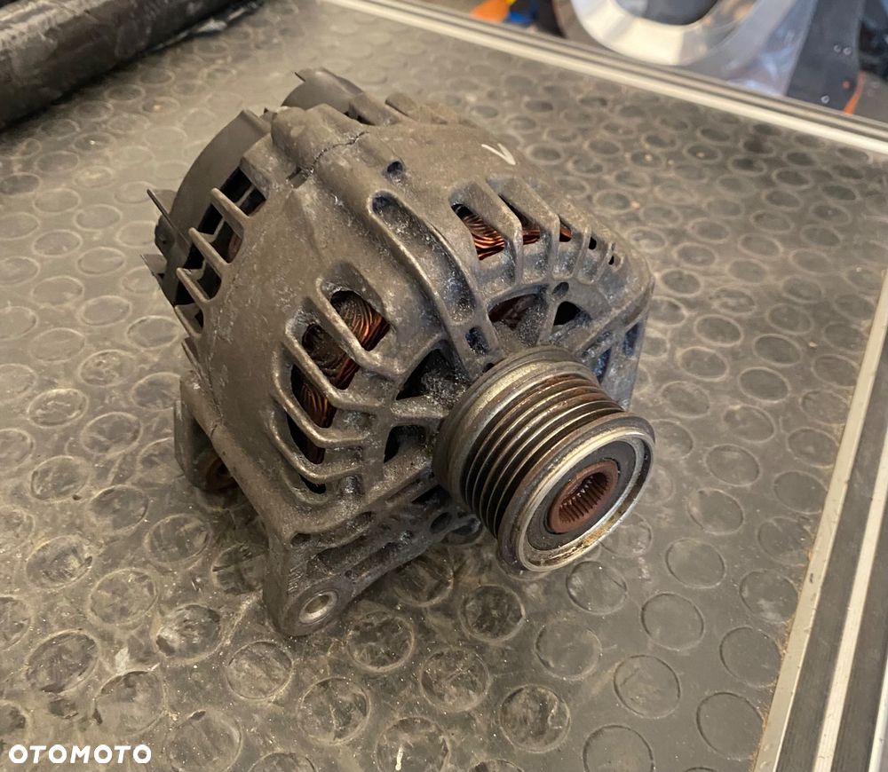 DACIA DUSTER 1 I   1.5 DCI  Logan Sandero 2 II DOKKER LODGY ALTERNATOR DASTER RENAULT SCENIC II THALIA LOGAN 231003831R  TG12C094  2607395C Renault - 4