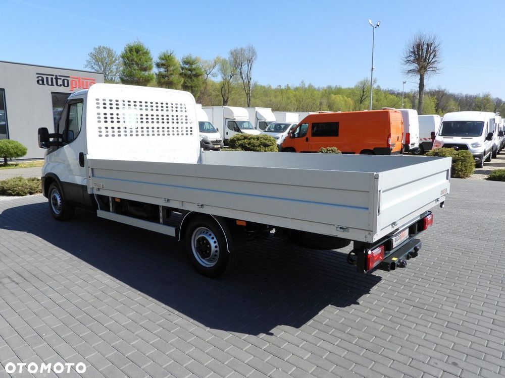 Iveco DAILY 35S16 SKRZYNIA 8 PALET TEMPOMAT LEDY AUTOMAT HI-MATIC KLIMATYZACJA  160KM - 11