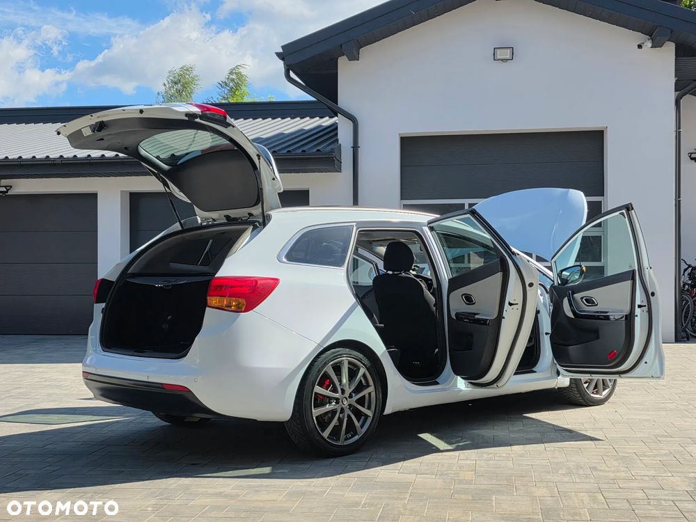 Kia Ceed 1.6 CRDi 128 Platinum Edition - 4