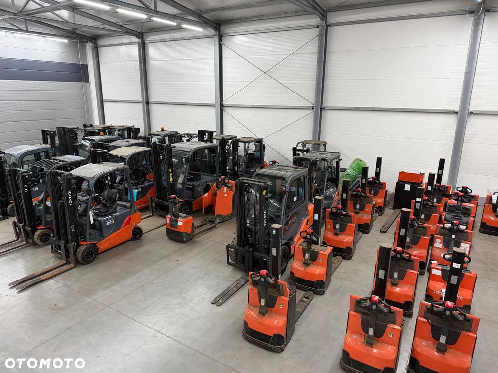 Toyota z nowej dostawy 200 szt bezpośrednio od dealera 8FBE18T z pozycjonerem stan perfekcyjny - 6