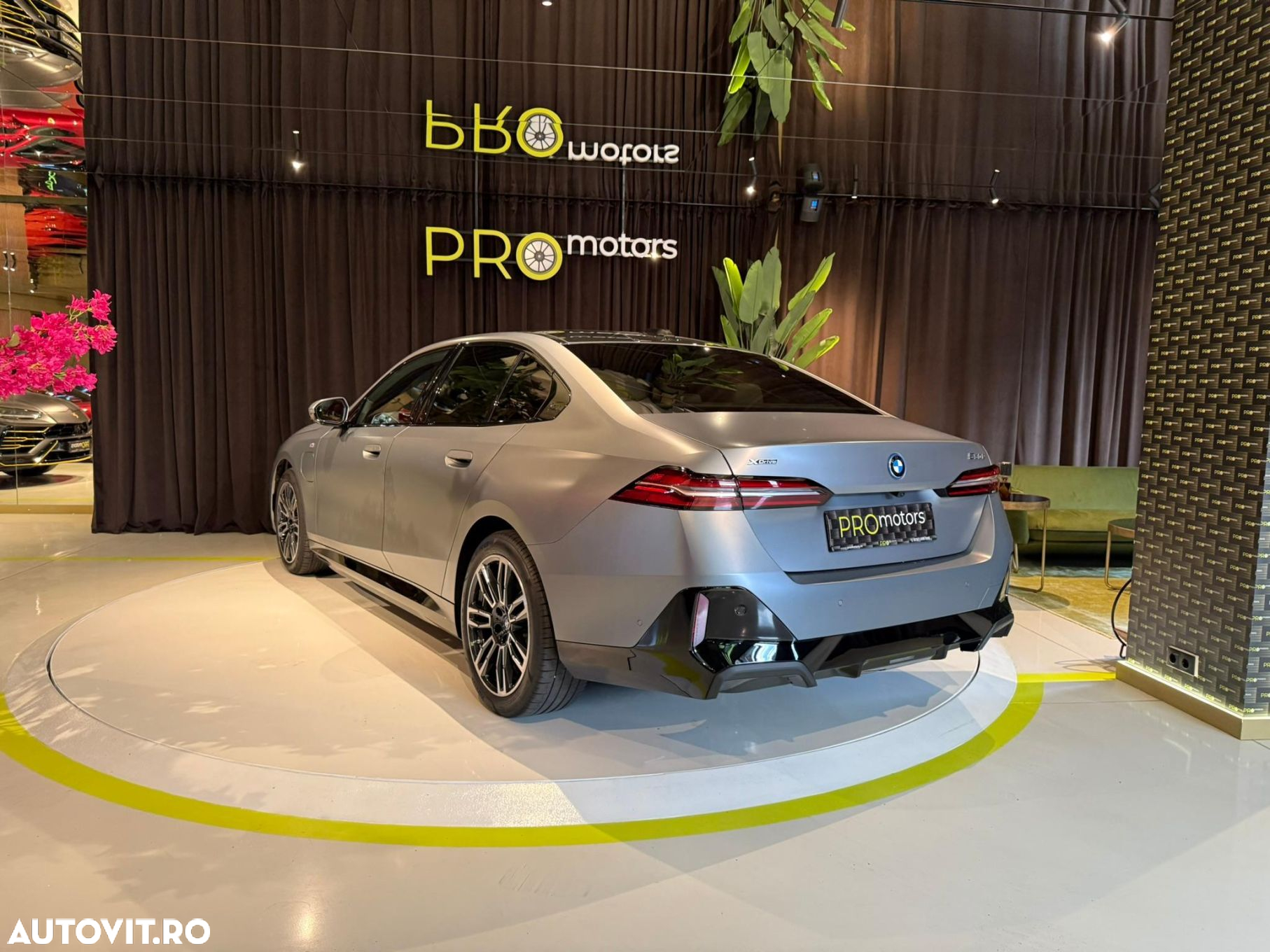 BMW Seria 5 550e xDrive AT PHEV - 22