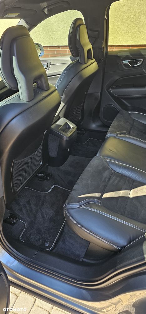 Volvo XC 60 T6 AWD R-Design - 20