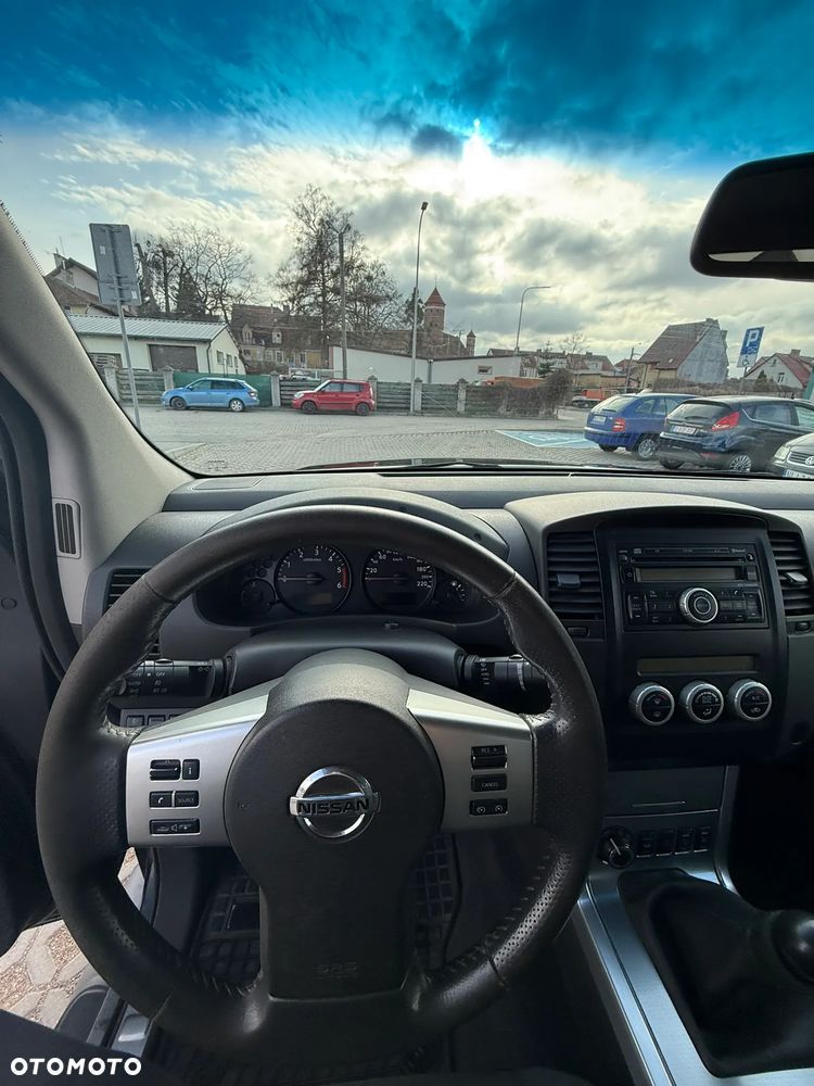 Nissan Navara - 12