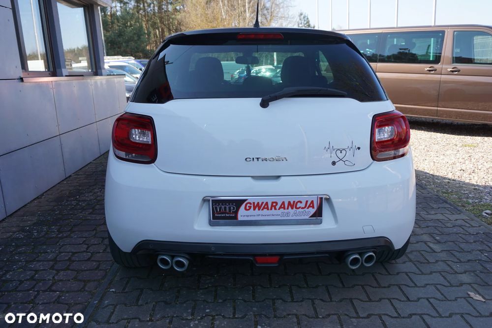 Citroën DS3 1.6 HDi SoChic - 4