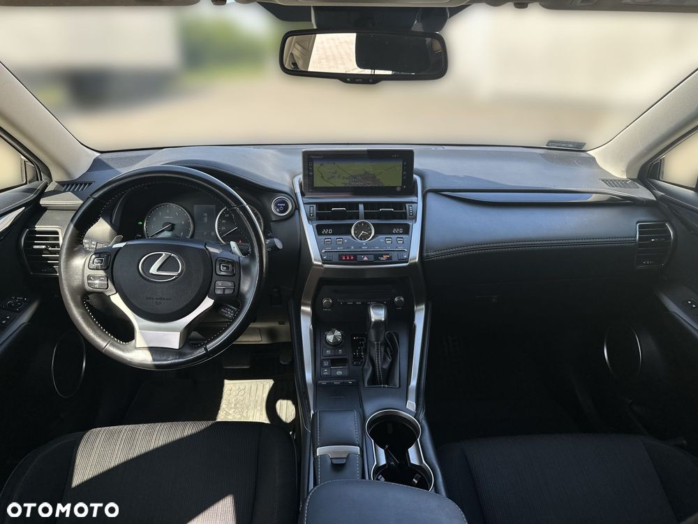 Lexus NX 300h Elegance AWD - 4