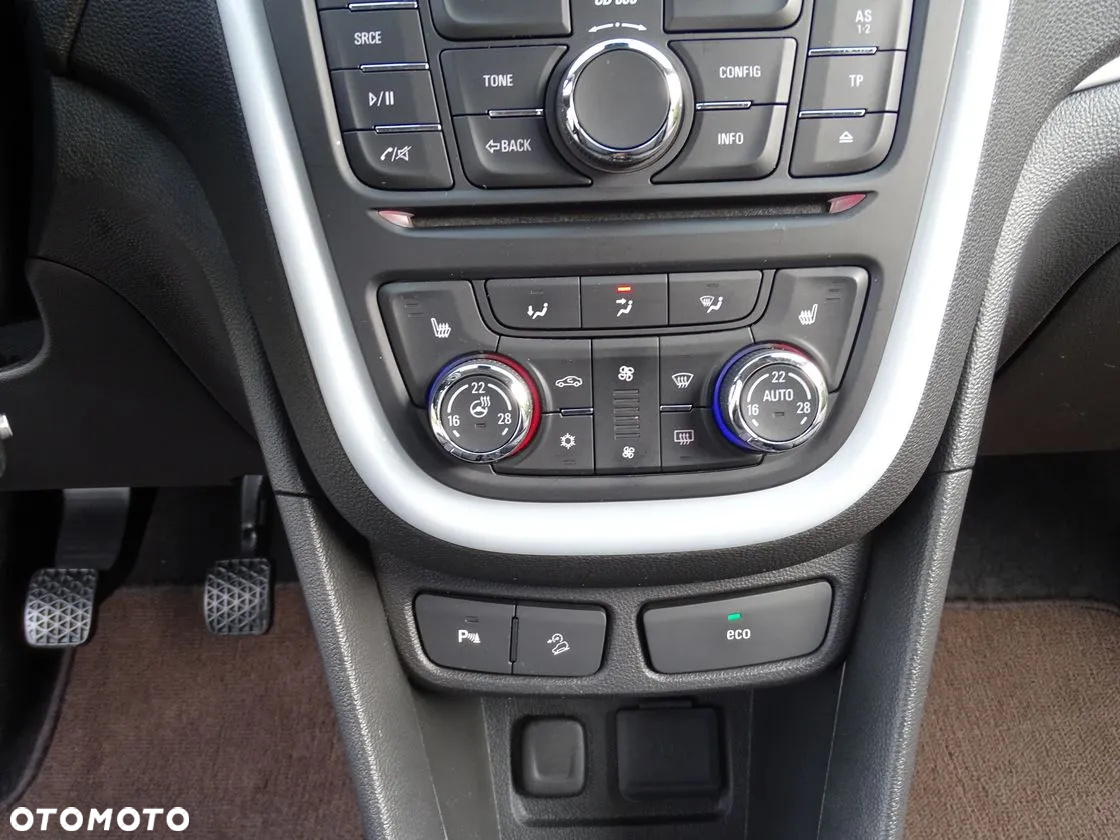 Opel Mokka 1.6 Essentia S&S - 33