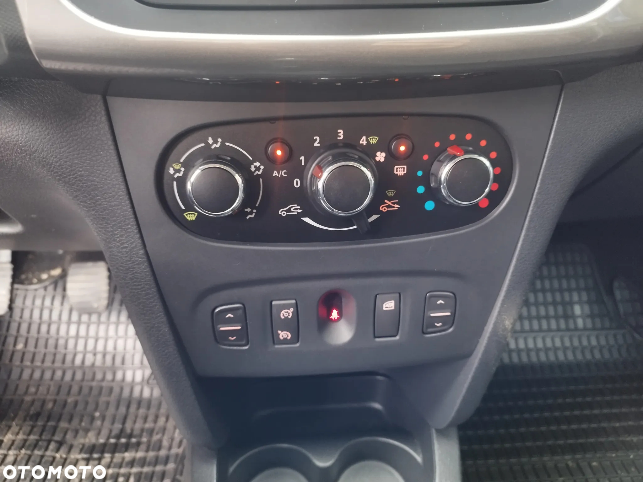 Dacia Logan MCV 0.9 TCE Ambiance - 20