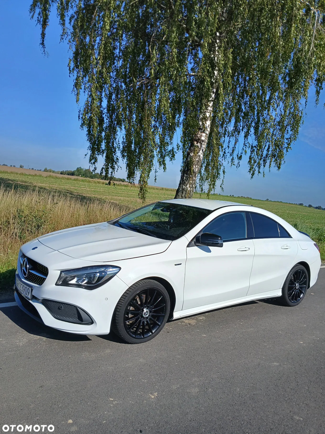 Mercedes-Benz CLA 200 7G-DCT AMG Line - 9