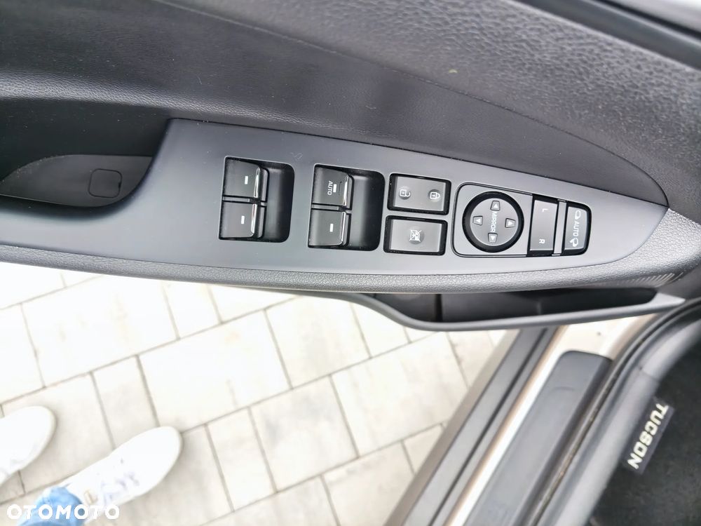 Hyundai Tucson 1.6 Turbo 4WD DCT Premium - 24