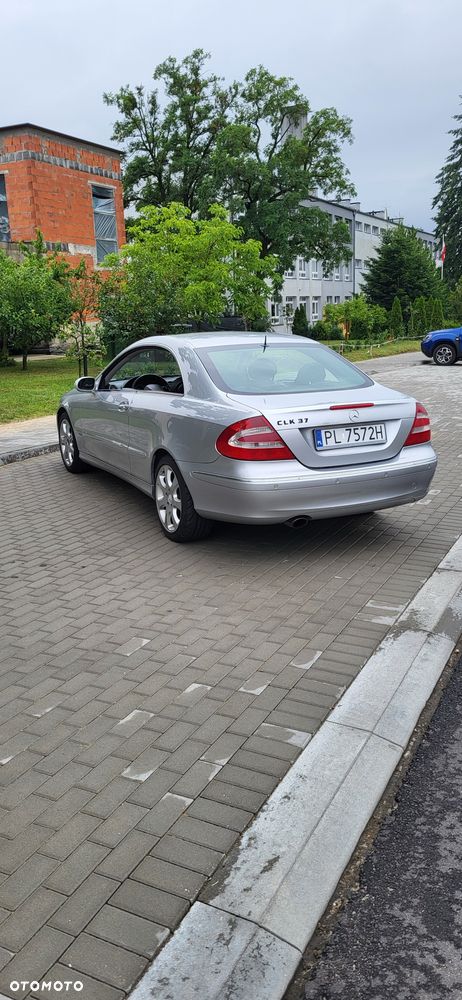 Mercedes-Benz CLK - 4