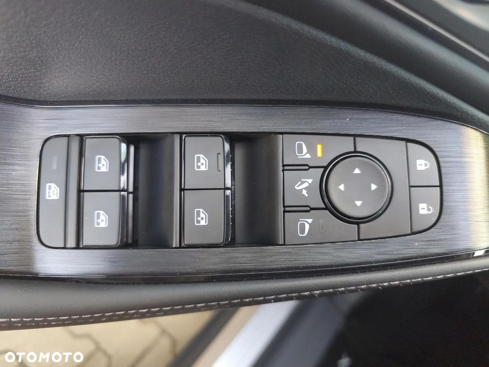 Nissan X-Trail 1.5 VC-T mHEV N-Connecta 2WD Xtronic - 19