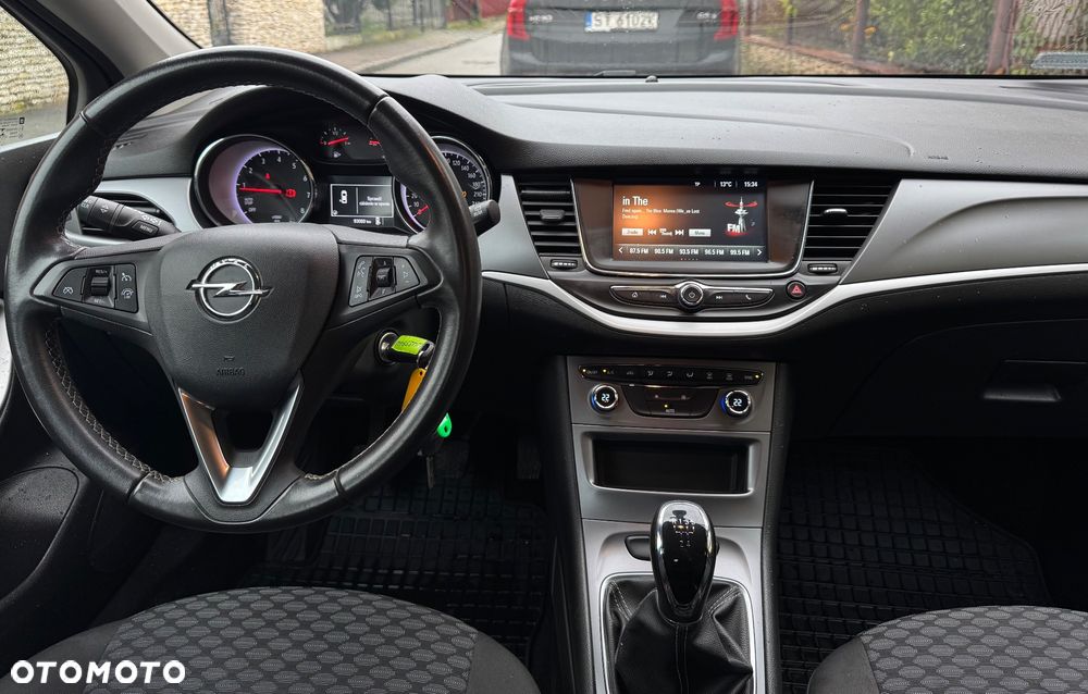 Opel Astra 1.4 T Enjoy - 19