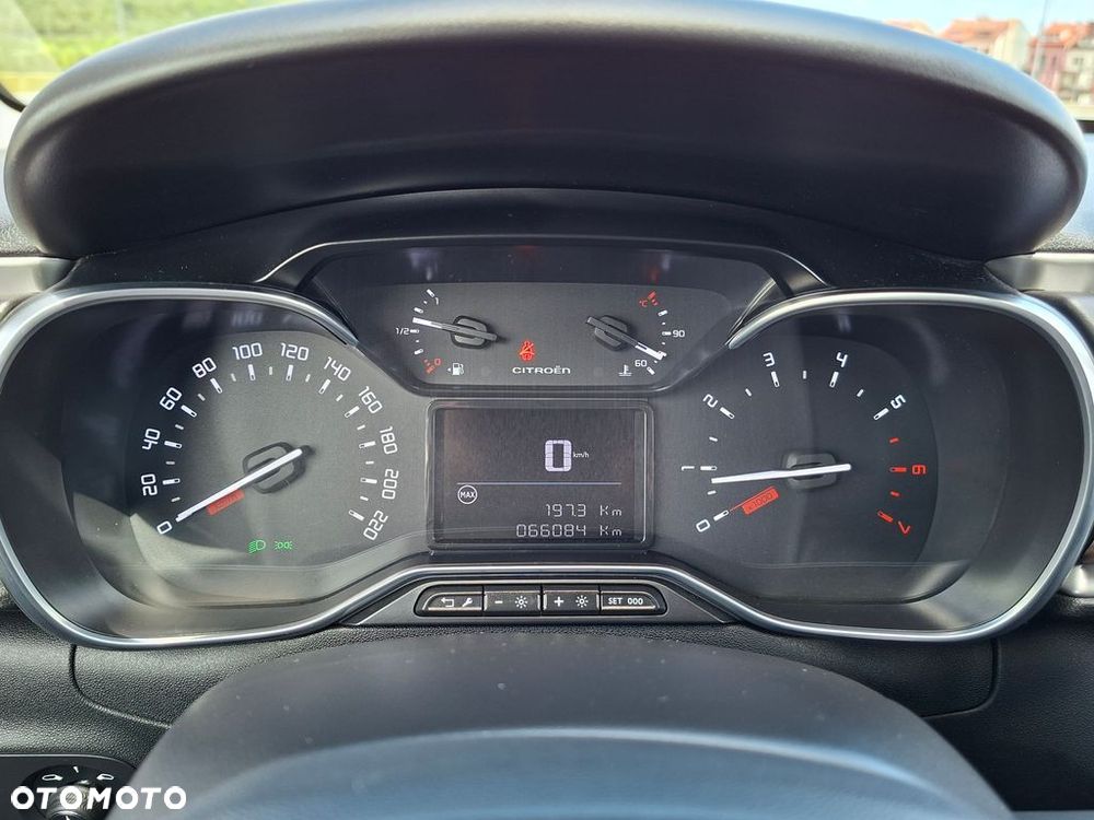 Citroën C3 1.2 PureTech Shine - 21