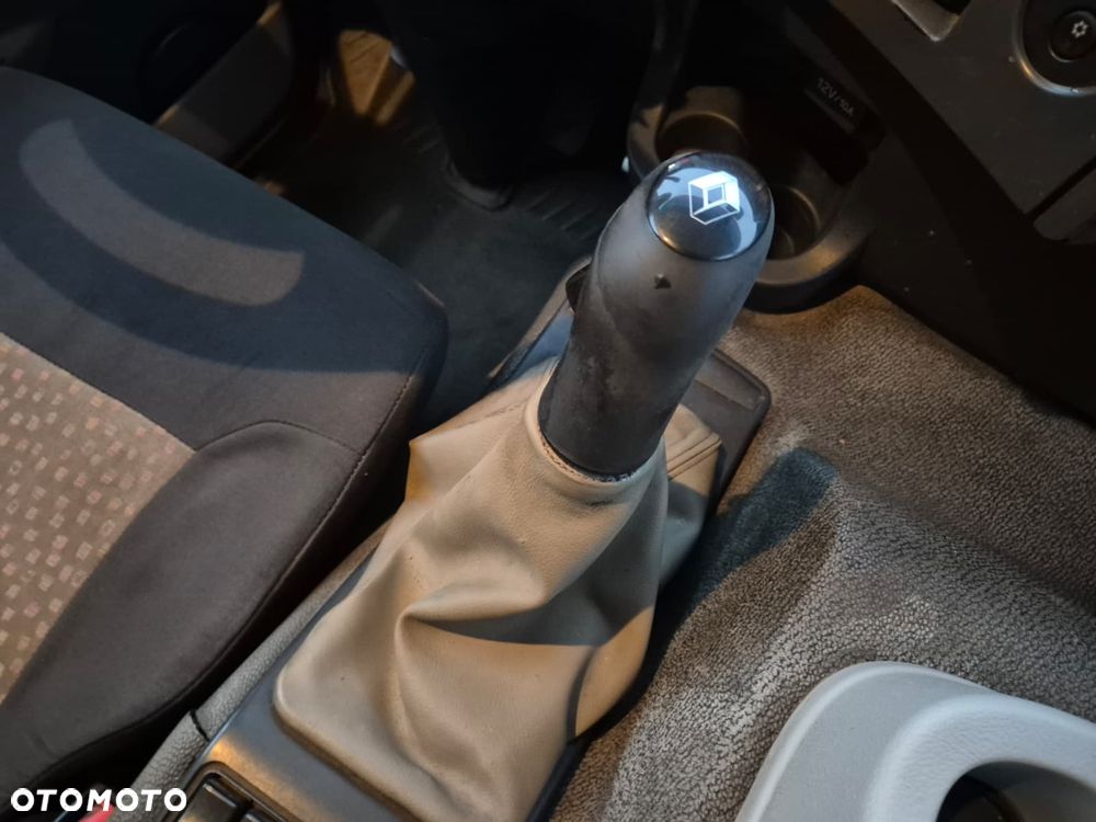 Renault PREMIUM DXI LANDER D 370 / WÓŻ ASENIZACYJNY / 12M3 / 3M3 WODA / WUKO / POMPY JUROP / JEDEN WŁAŚCICIEL / EURO 4 / SERWISOWANY / MOCNA POMPA / ADR - 35