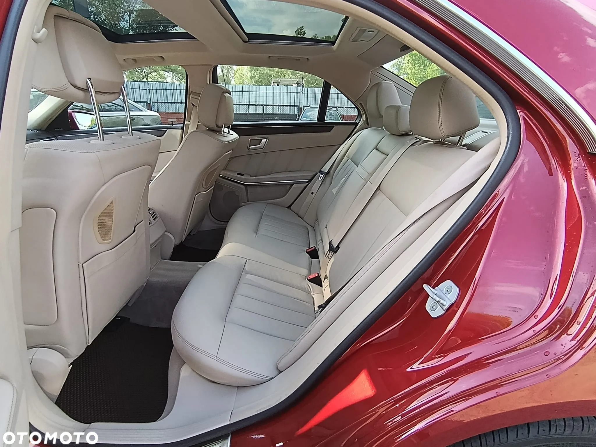 Mercedes-Benz Klasa E 400 7G-TRONIC Avantgarde - 30