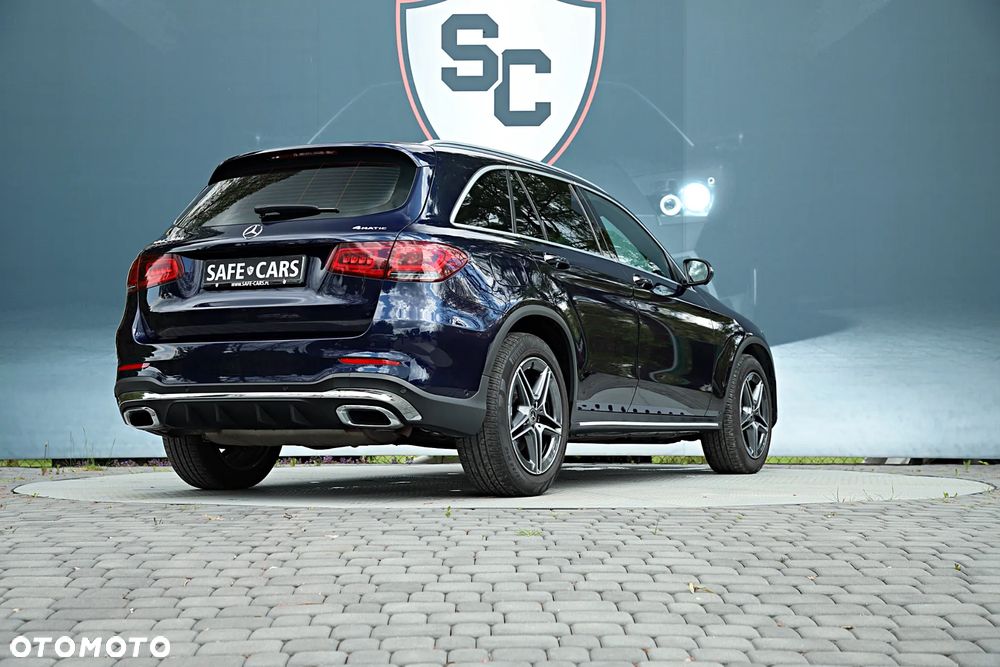 Mercedes-Benz GLC 300 4Matic 9G-TRONIC AMG Line - 8