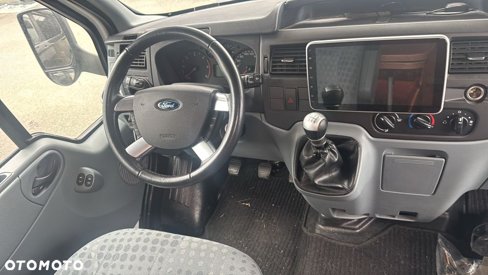 Ford Transit - 7