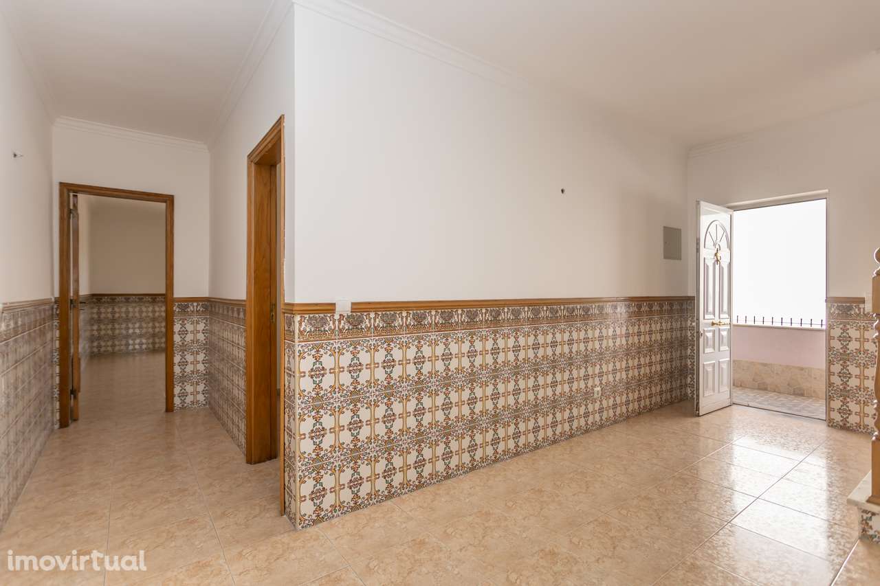 Moradia de 6 assoalhadas em lote de 500 m2 - Grande imagem: 2/54