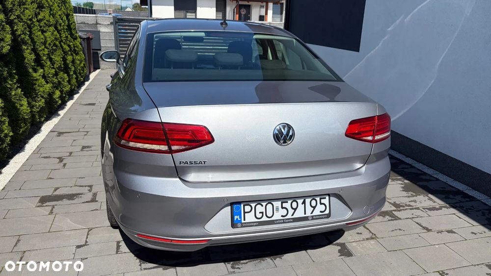 Volkswagen Passat 2.0 TDI EVO Business - 6