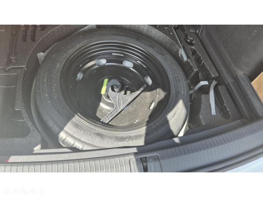 Volkswagen Tiguan - 27