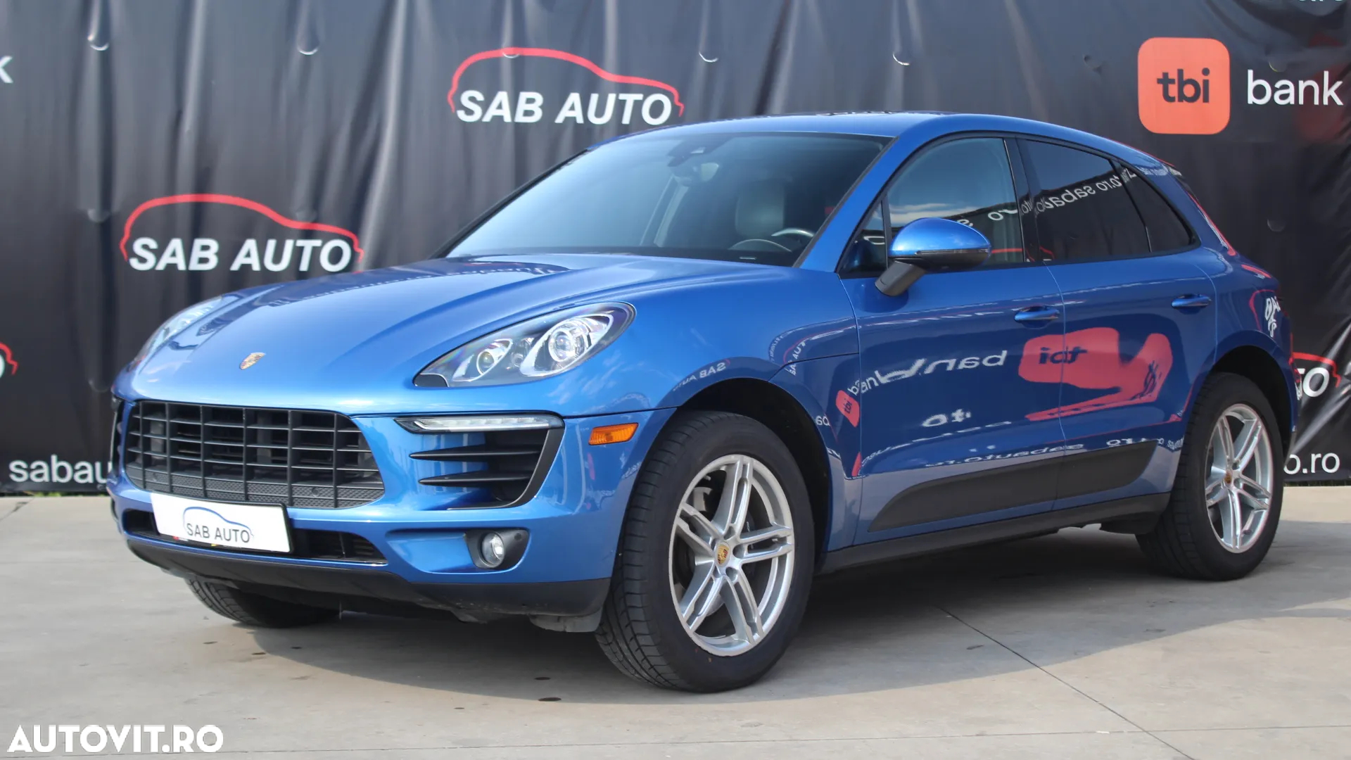 Porsche Macan Standard - 2