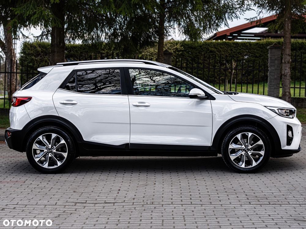 Kia Stonic 1.4 L - 5