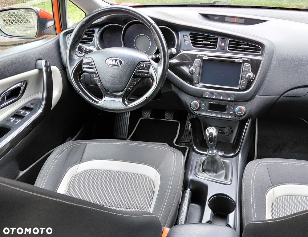 Kia Ceed 1.4 CVVT Spirit - 20