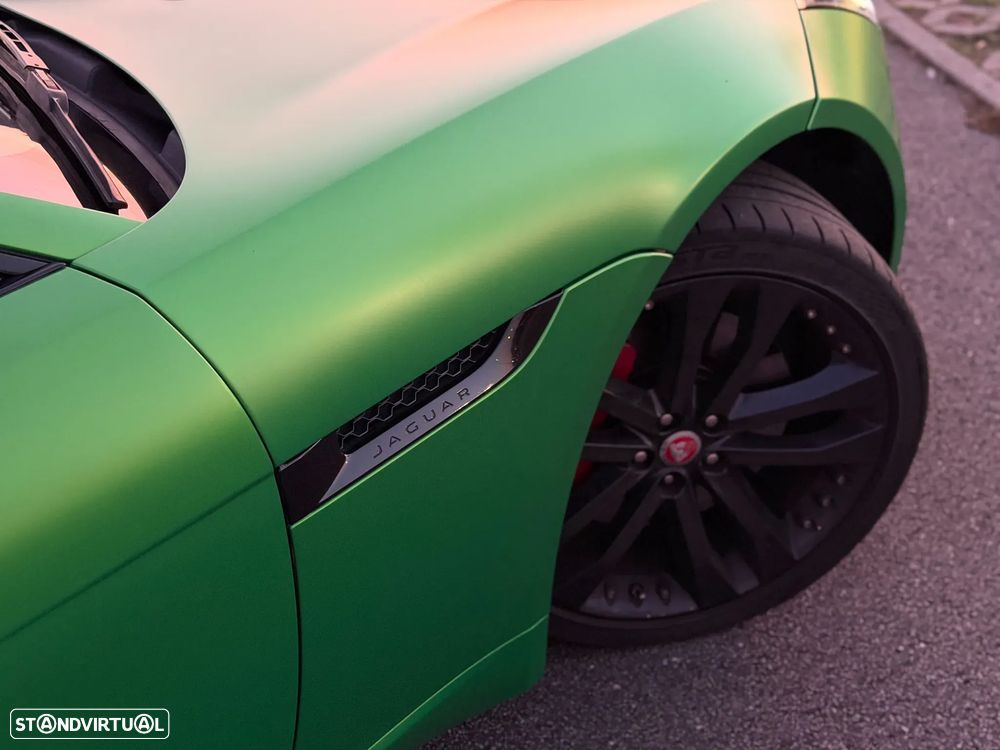 Jaguar F-Type - 20