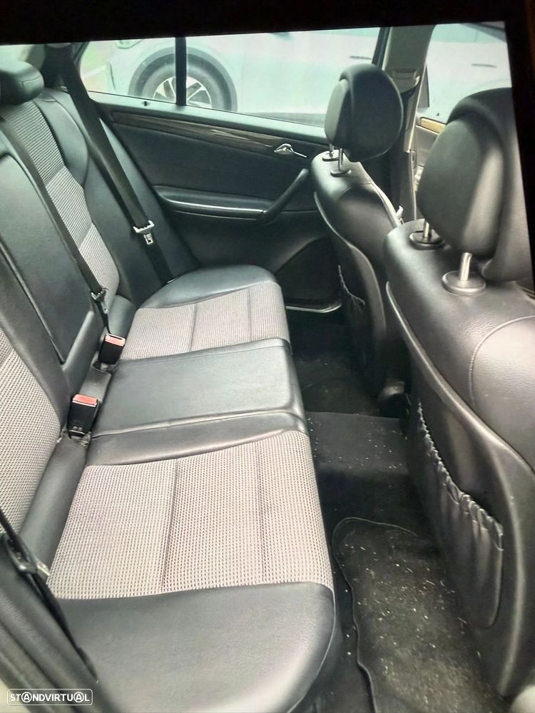 Mercedes-Benz C 220 CDi Avantgarde - 14