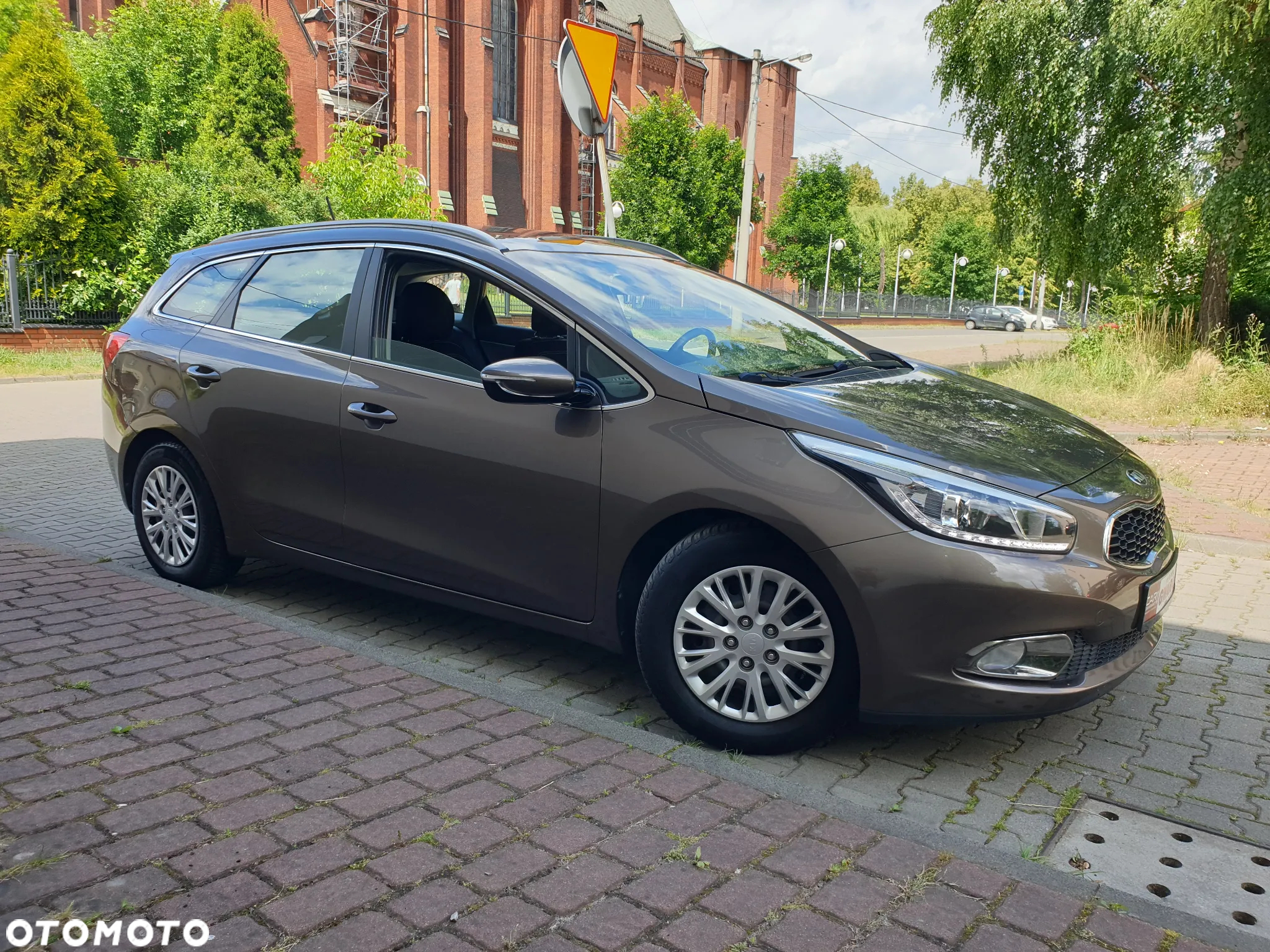 Kia Ceed Cee'd 1.6 GDI XL - 2