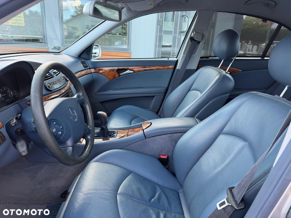 Mercedes-Benz Klasa E 220 CDI T Elegance - 14
