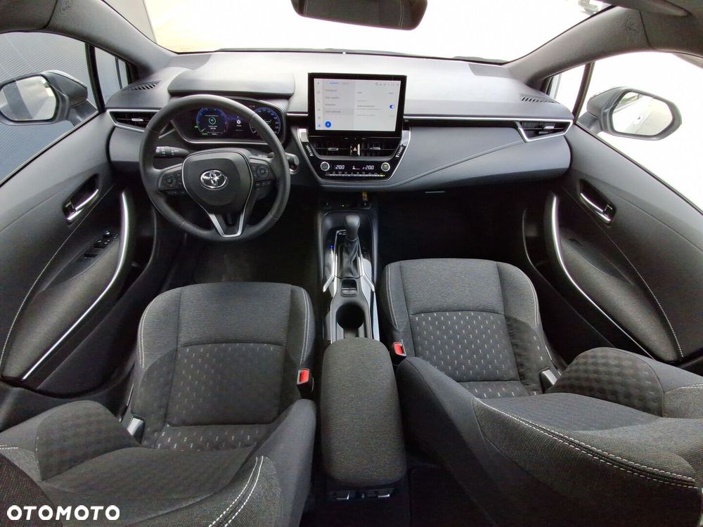 Toyota Corolla 1.8 Hybrid Comfort - 18