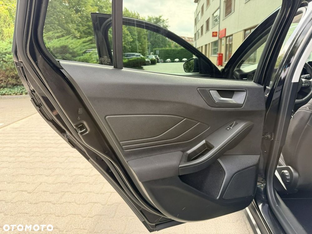 Ford Focus - 21