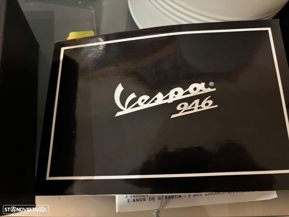 Vespa Vespa 946 - 16