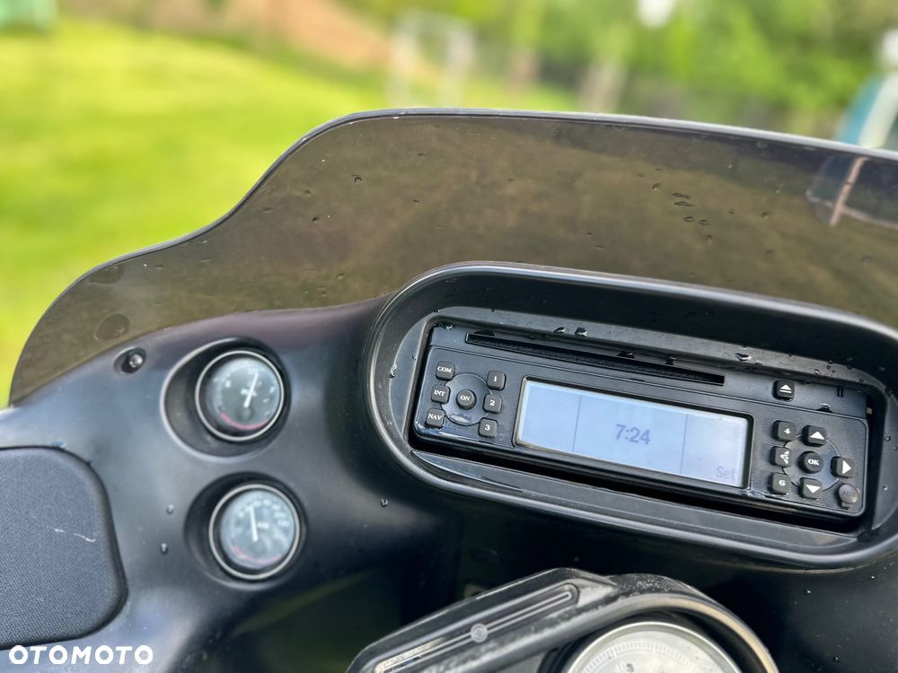 Harley-Davidson Touring Road Glide - 32