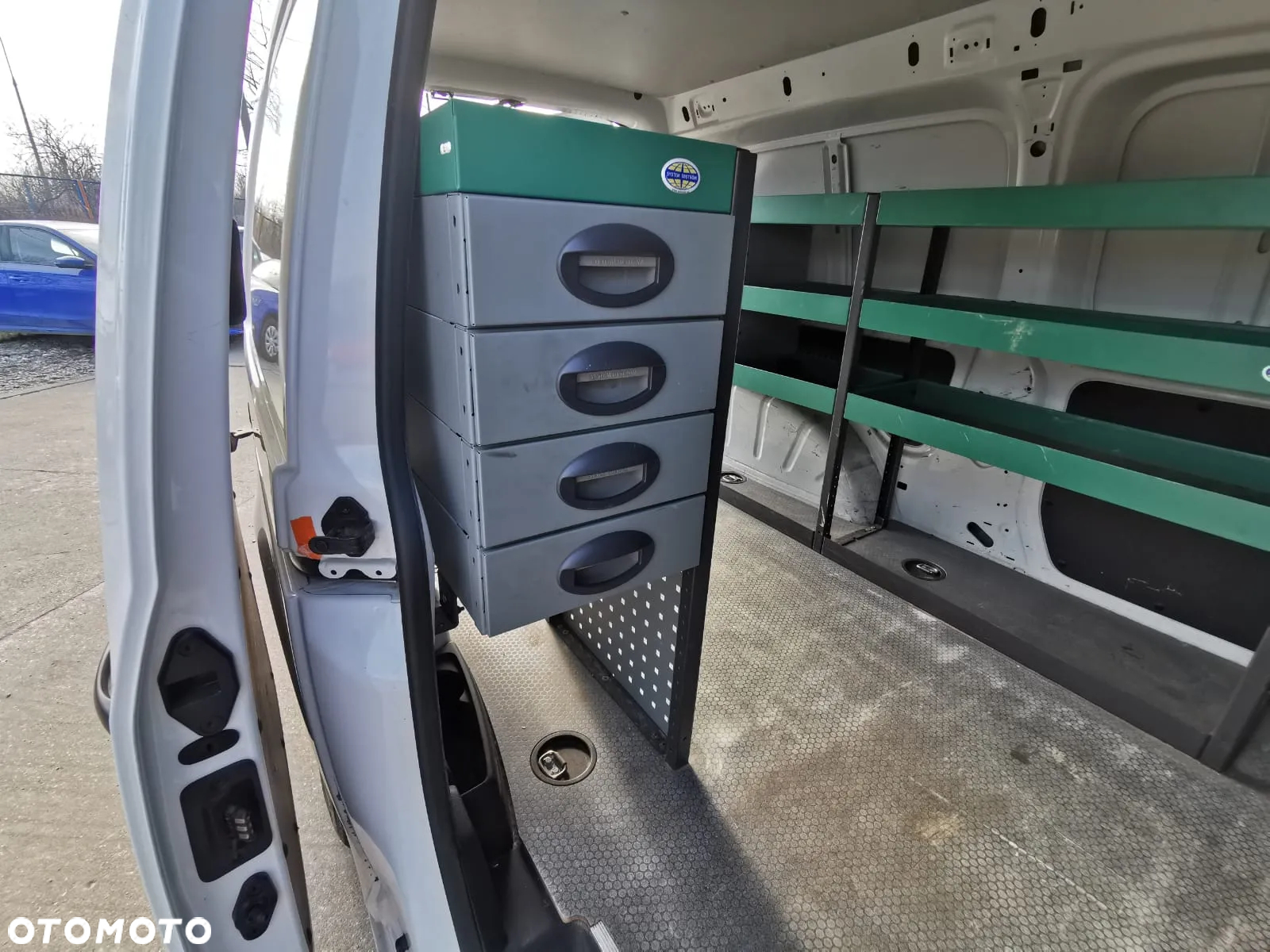 Volkswagen Caddy Long - 10